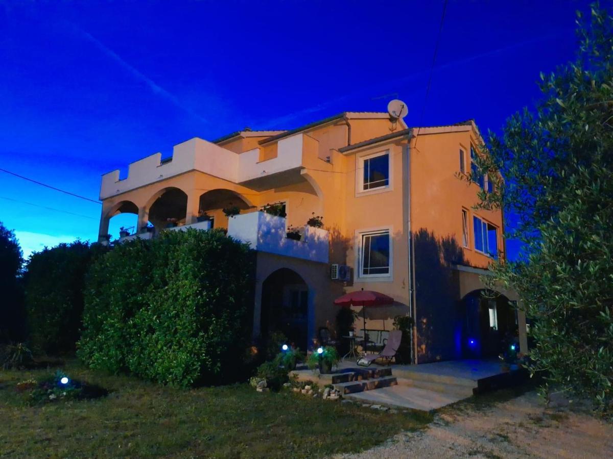 Apartmani Joja Biograd na Moru Kültér fotó