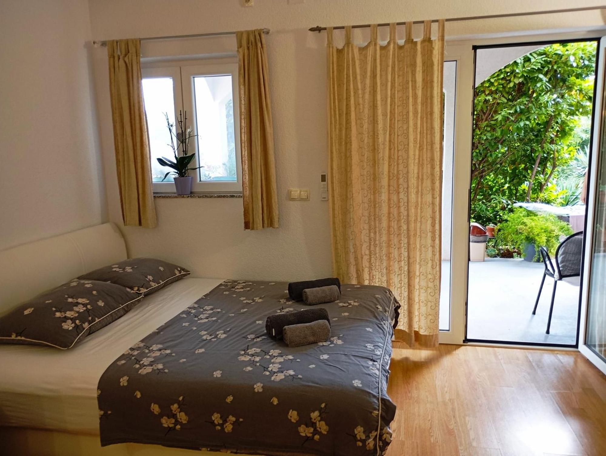Apartmani Joja Biograd na Moru Kültér fotó
