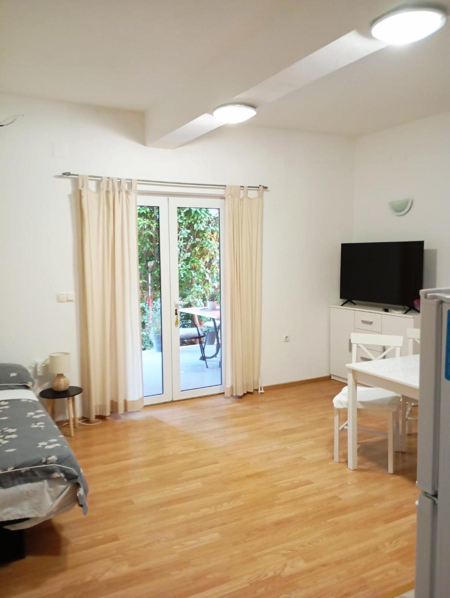 Apartmani Joja Biograd na Moru Kültér fotó