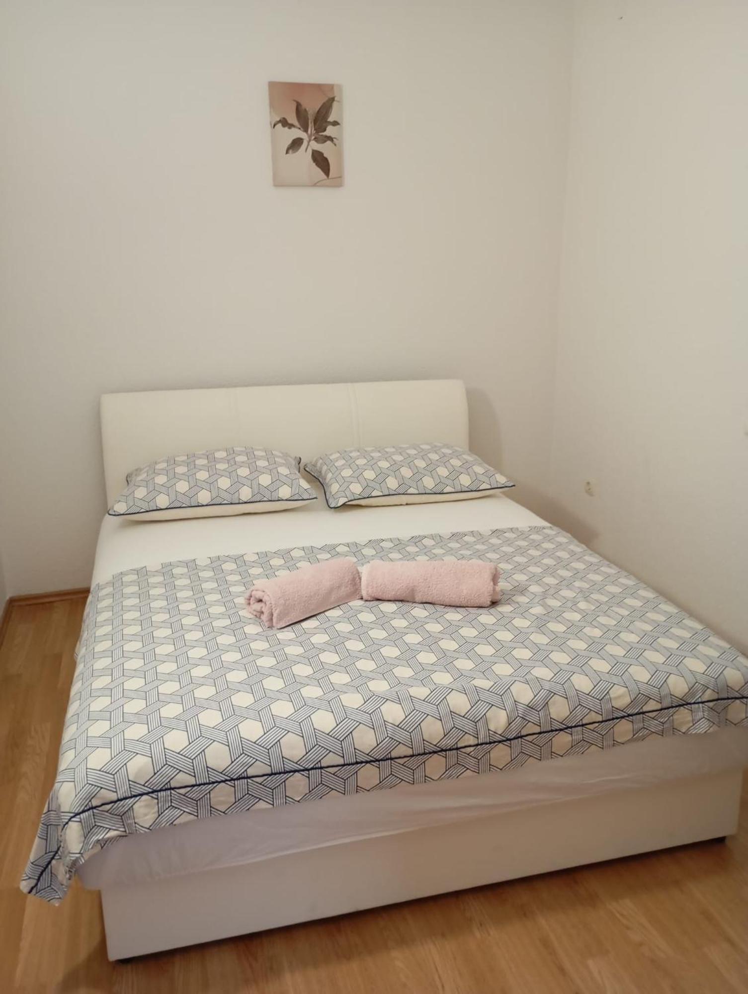 Apartmani Joja Biograd na Moru Kültér fotó